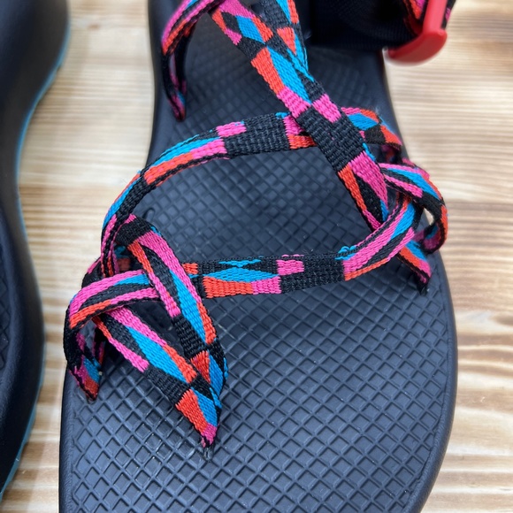 Chaco ZX2 Classic in Magenta Sz 10 - Picture 9 of 13